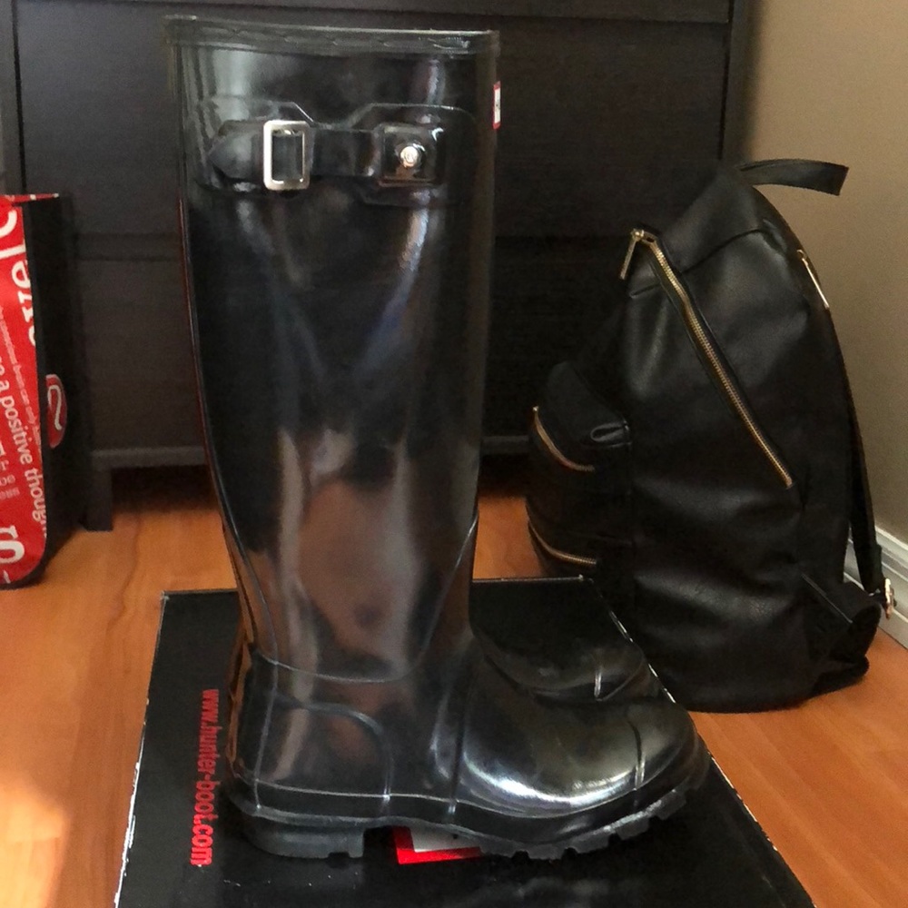 Hunter Original Gloss Rain Boots - Picture 2 of 7